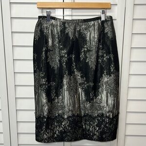Sunny Choi Floral Lace Lined Pencil Skirt Size 6 Black & Pewter Gray